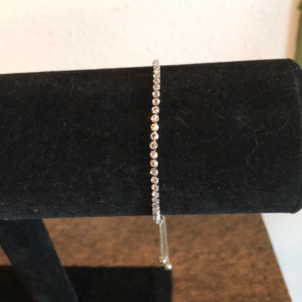 Beautiful little bracelet!